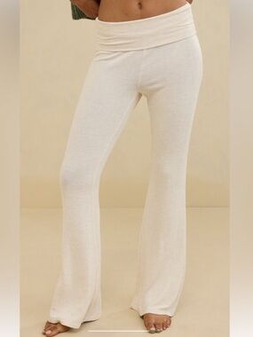 aerie Foldover Lounge Pants in Cream